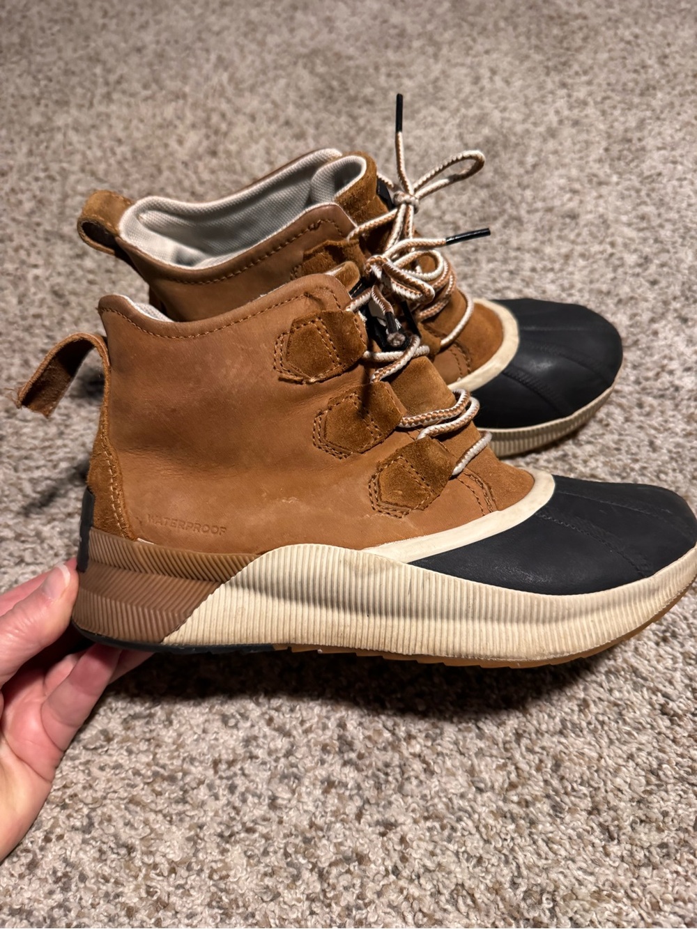 SOREL Women's Out 'N About III Classic Boot - Waterproof Duck Boots - Size 8
